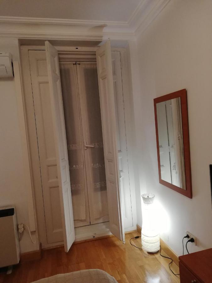 Madrid Centro Appartement Buitenkant foto
